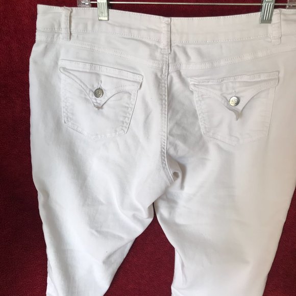 DJ WOMEN CAPRI JEANS WHITE SZ 12 STRETCH GUC - Picture 8 of 8